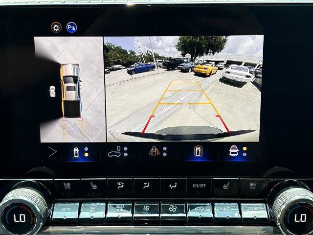 Used 2024 Chevrolet Colorado ZR2 w/ ZR2 Convenience Package III AWD/4WD image 27