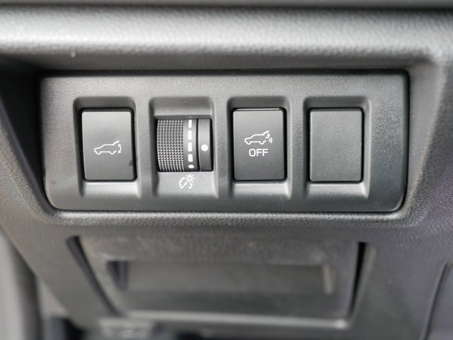 Used 2020 Subaru Outback Touring w/ Popular Package #2 image 23