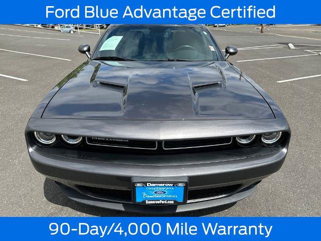 Used 2018 Dodge Challenger SXT RWD image 11