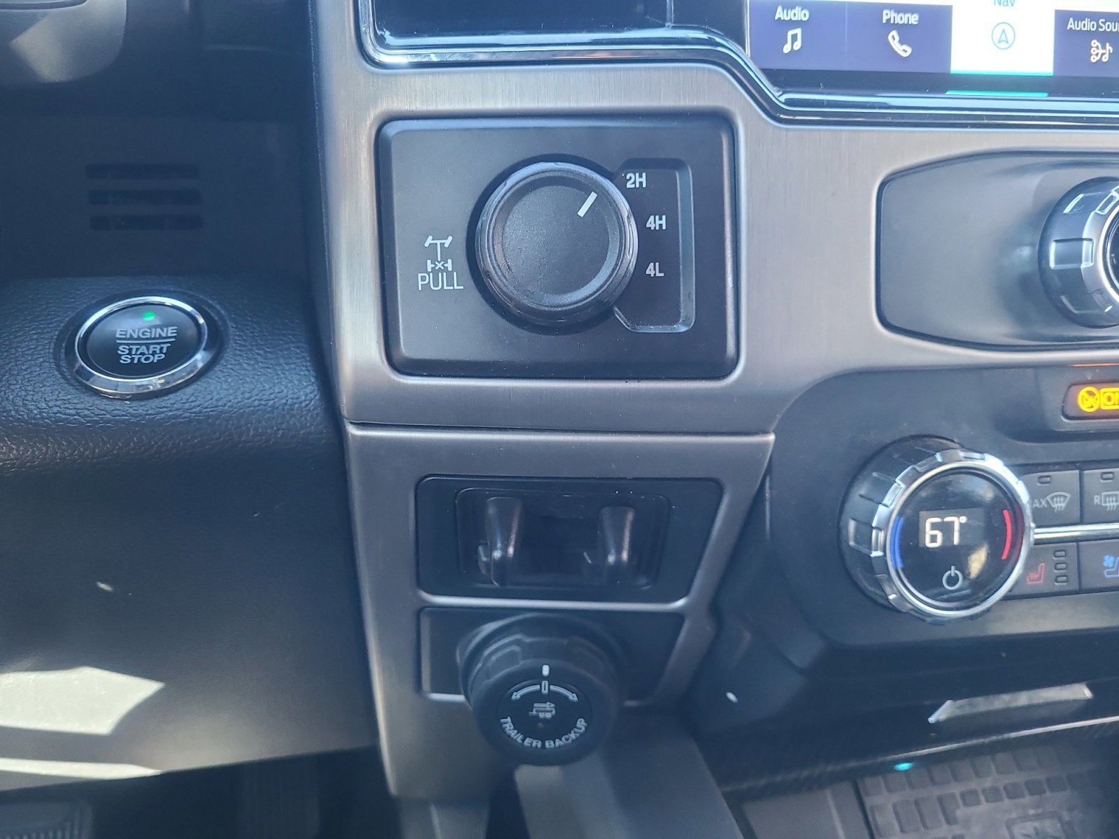 Certified 2022 Ford F350 Platinum w/ FX4 Off-Road Package image 34