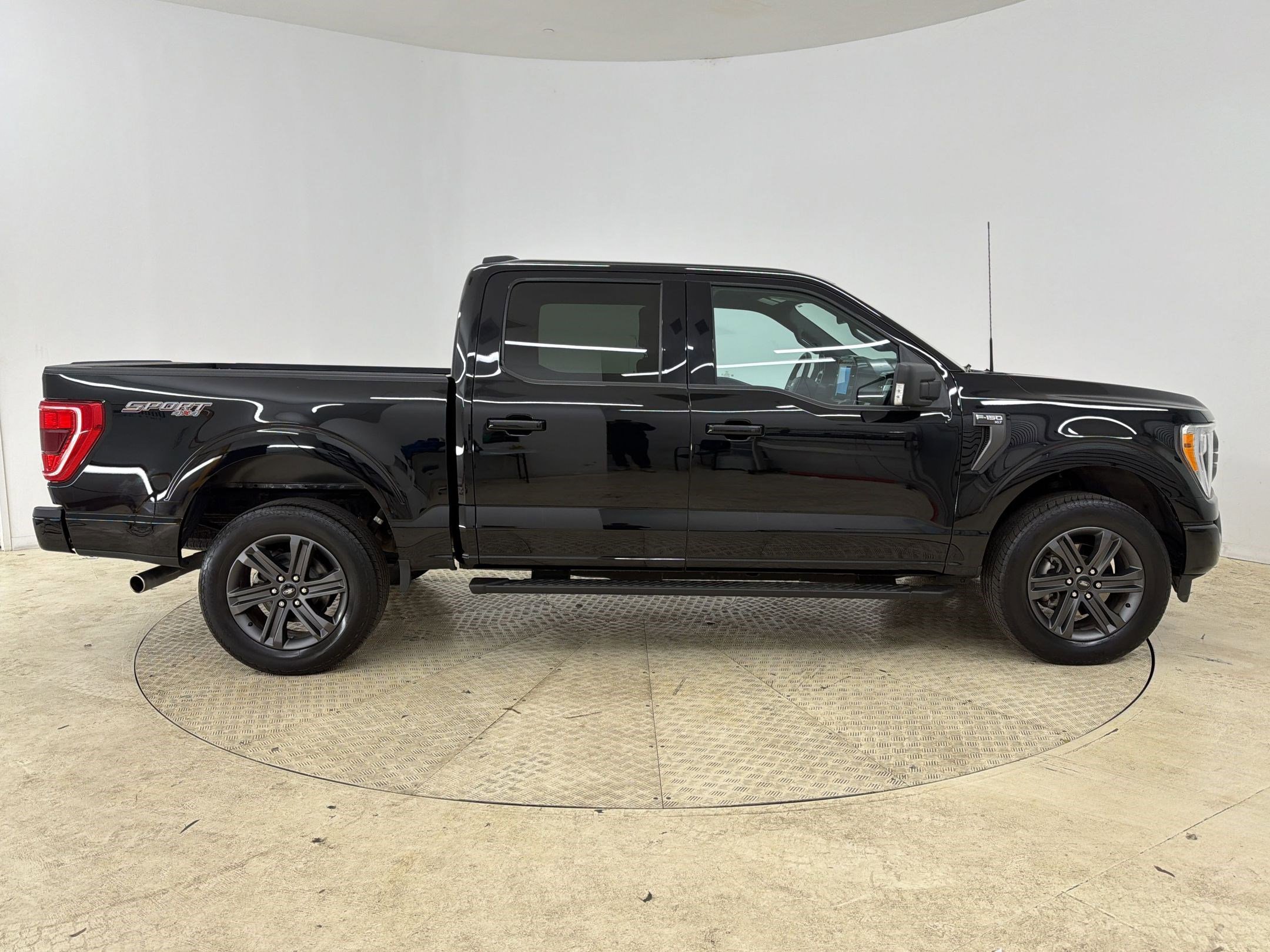 Certified 2023 Ford F150 XLT w/ Equipment Group 302A High image 8