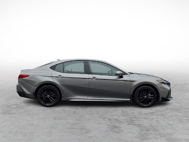 Used 2025 Toyota Camry SE w/ Convenience Package FWD image 7