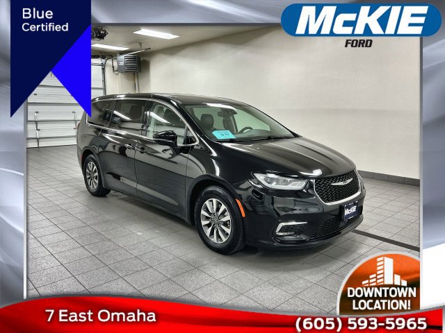 Used 2024 Chrysler Pacifica Limited
