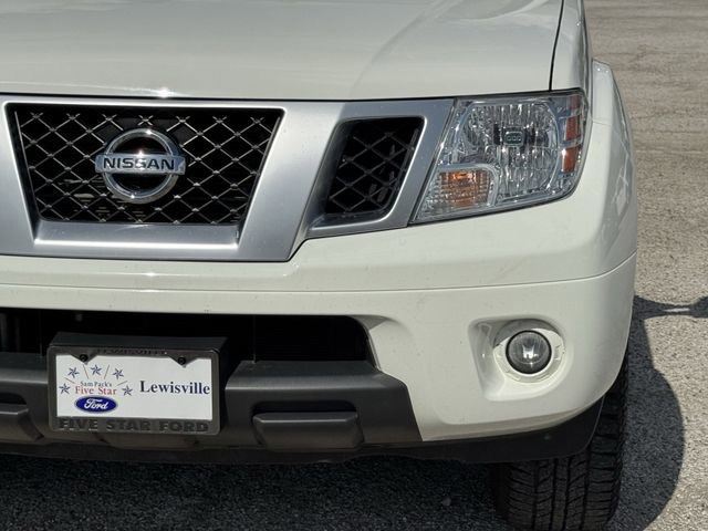 Used 2020 Nissan Frontier PRO-4X w/ Pro-4x Utility Package image 8