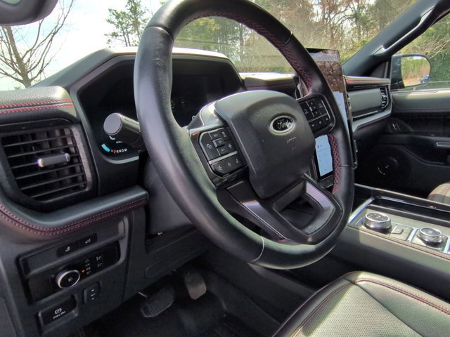 Certified 2024 Ford Expedition Limited image 17
