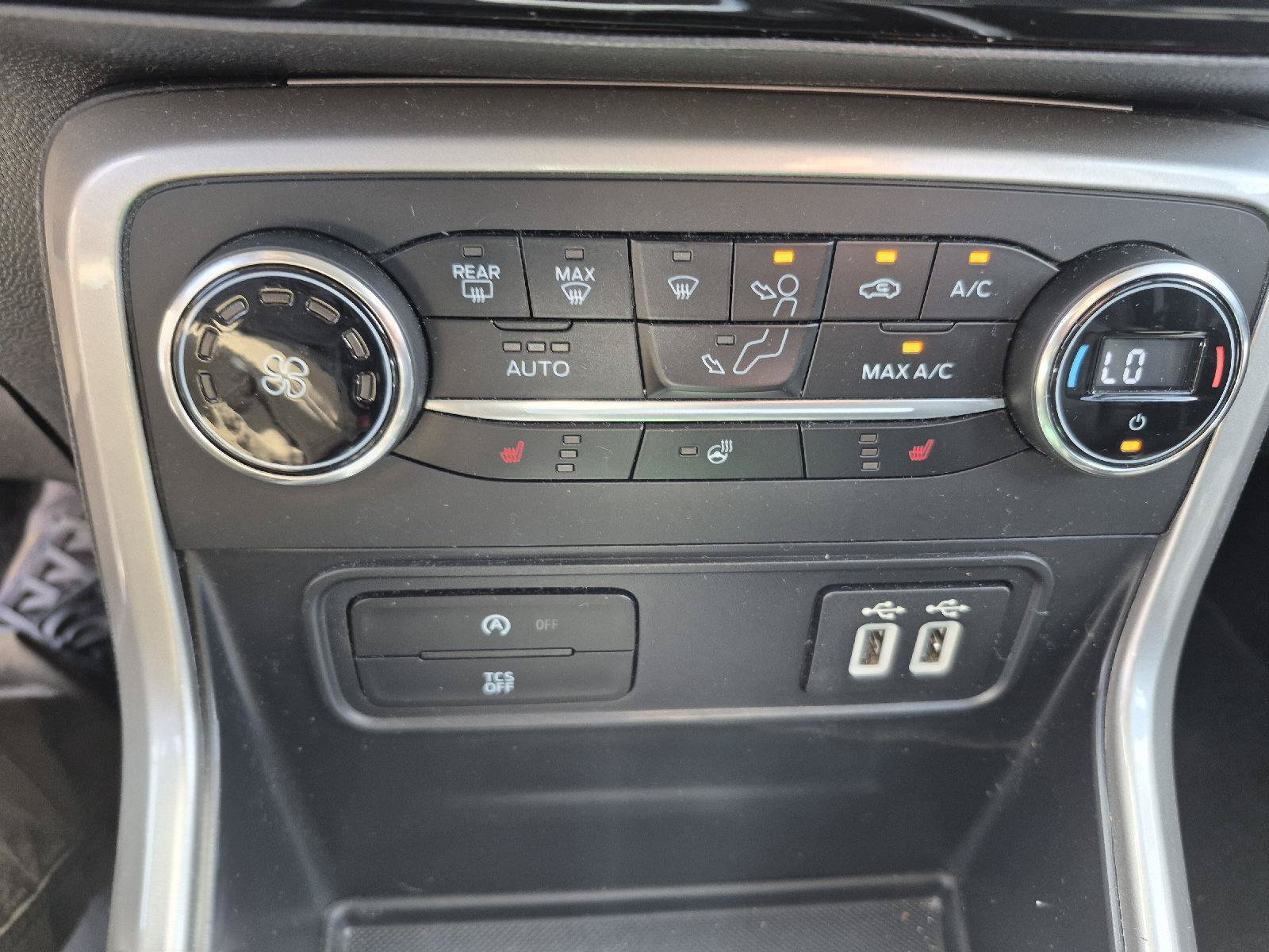 Certified 2020 Ford EcoSport Titanium FWD image 6
