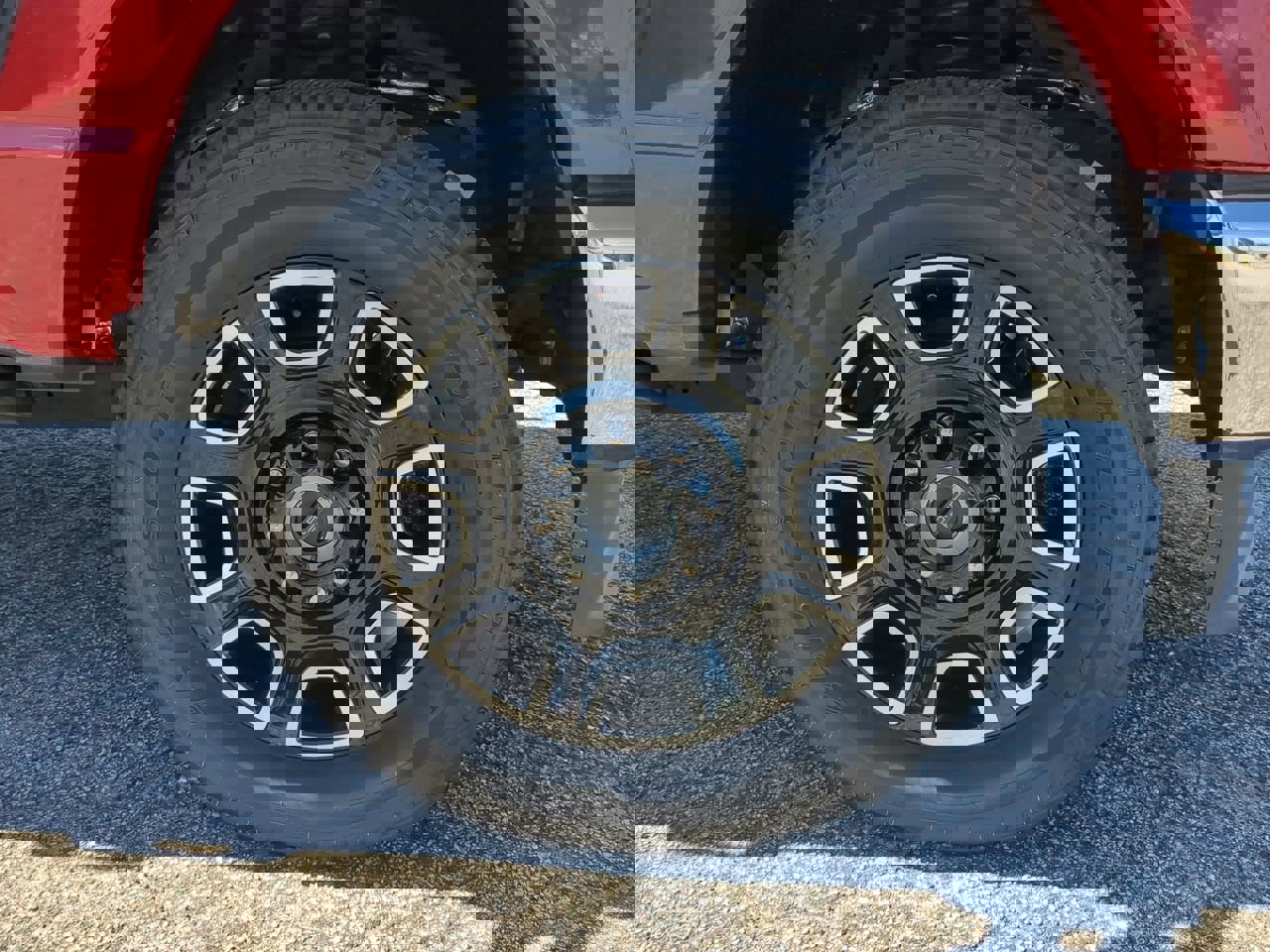 Certified 2023 Ford F350 Lariat w/ Lariat Ultimate Package image 9