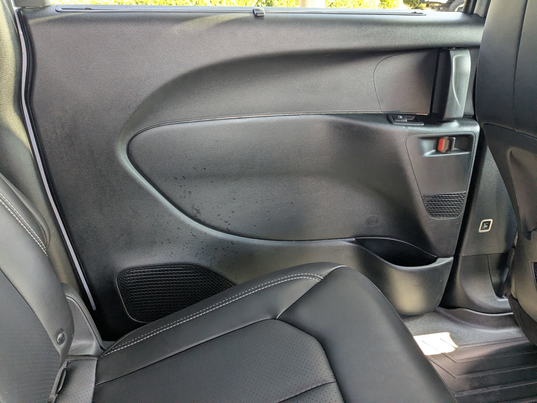 Used 2024 Chrysler Pacifica Touring-L w/ S Appearance Package image 36