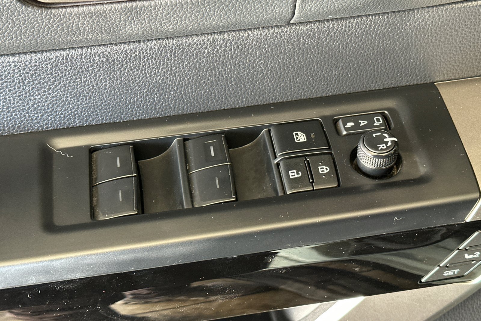 Used 2022 Toyota Tundra Limited w/ TRD Off-Road Package RWD image 11