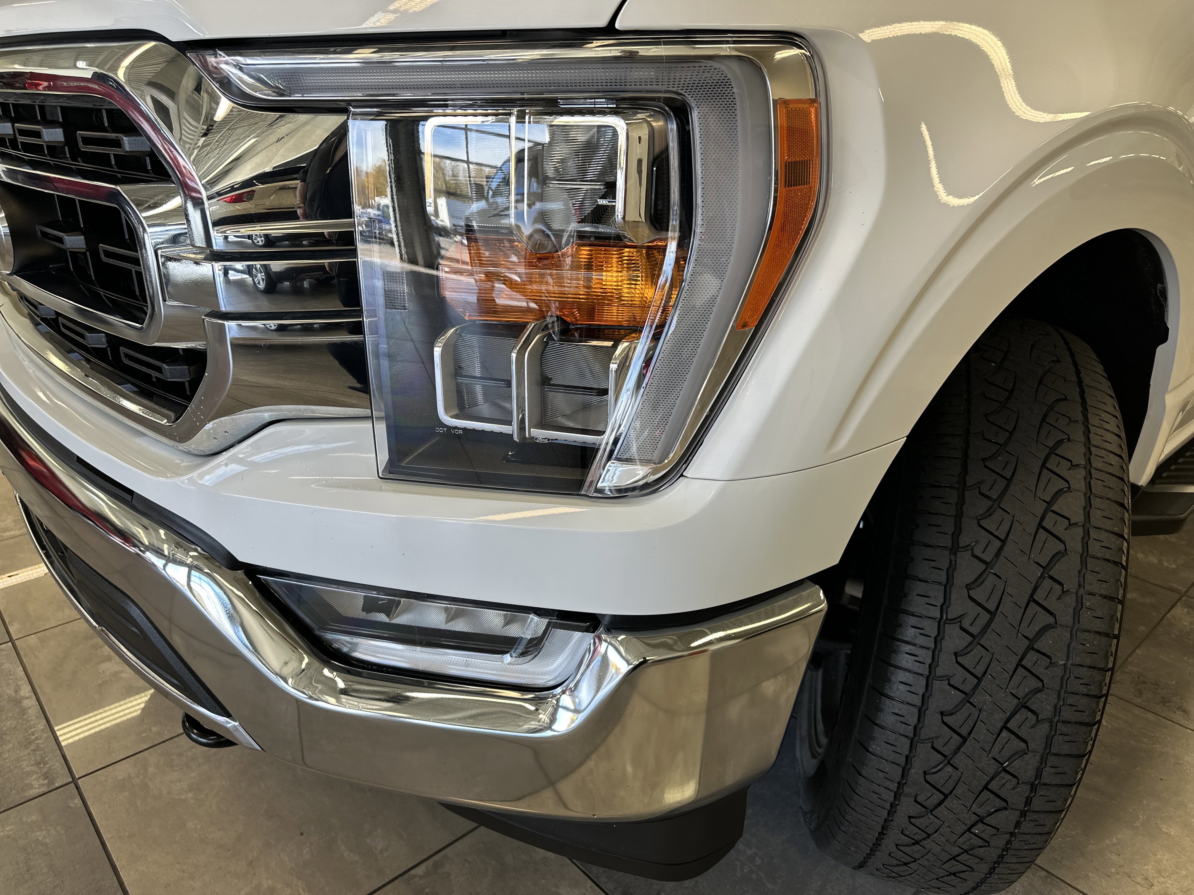 Certified 2022 Ford F150 XLT w/ Equipment Group 302A High image 22