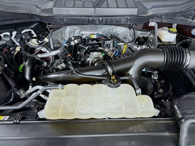 Certified 2022 Ford F150 XLT w/ Equipment Group 302A High image 28