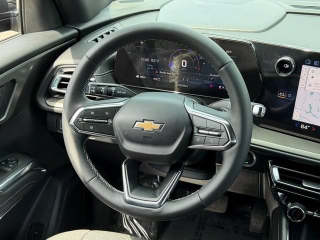 Used 2025 Chevrolet Traverse LT w/ Driver Confidence Package AWD/4WD image 18