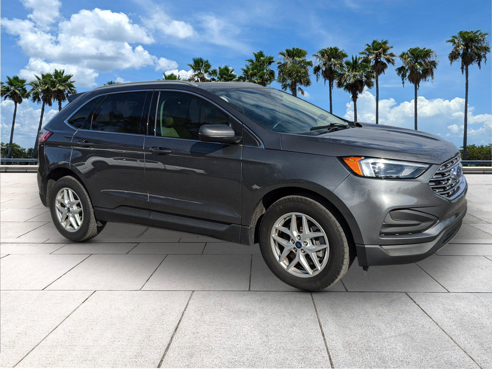 Certified 2022 Ford Edge SEL image 2