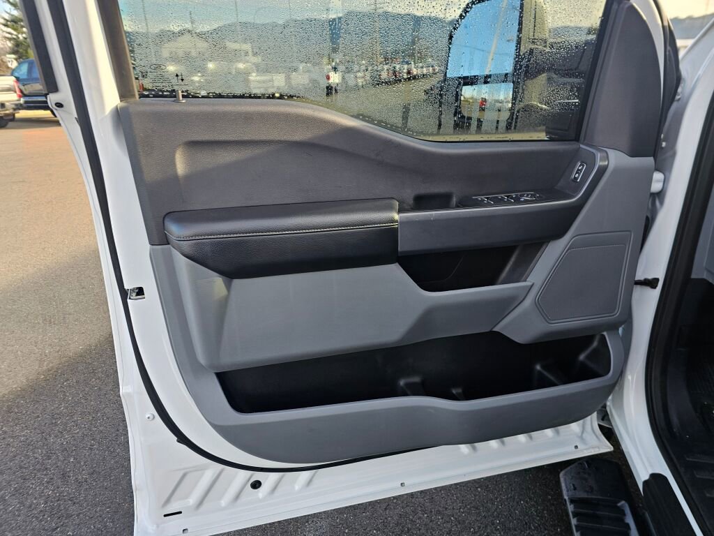Certified 2024 Ford F350 XLT image 16