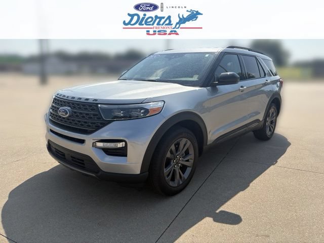 Certified 2024 Ford Explorer XLT w/ Equipment Group 202A AWD/4WD image 11