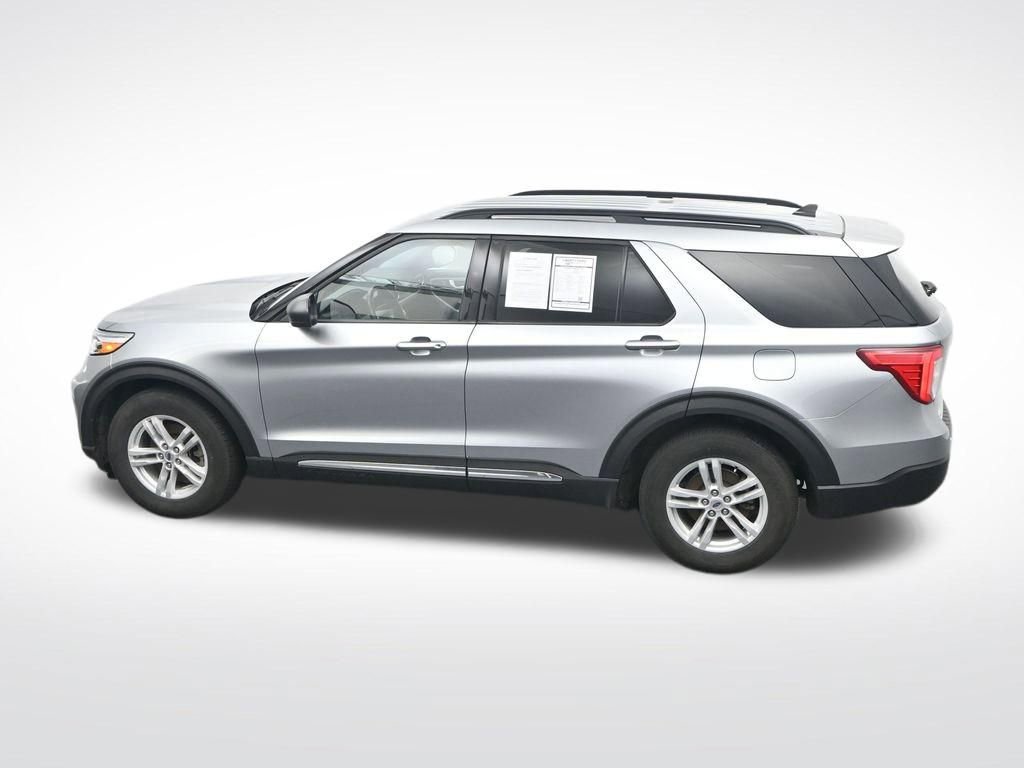 Certified 2024 Ford Explorer XLT w/ Equipment Group 202A image 31