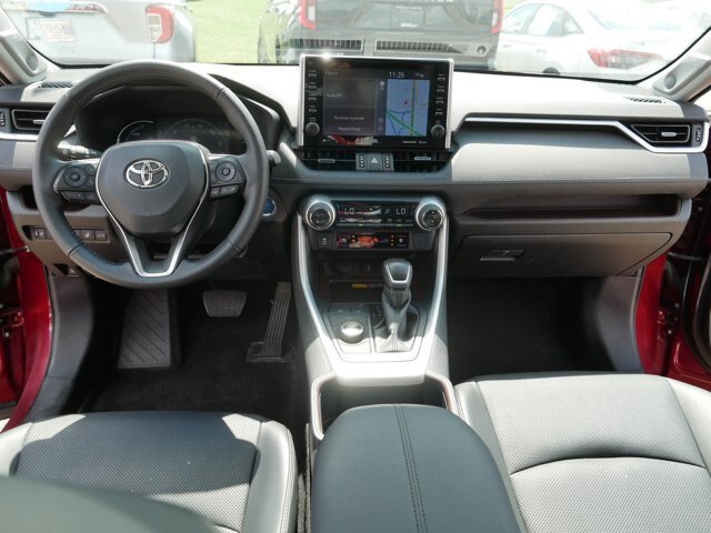 Used 2022 Toyota RAV4 Limited AWD/4WD image 21