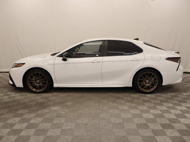 Used 2024 Toyota Camry SE FWD image 5