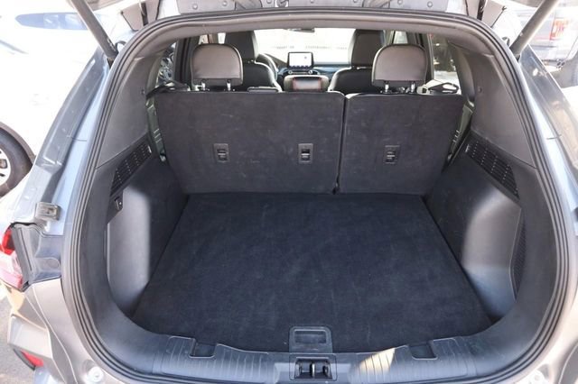Certified 2024 Ford Escape ST-Line image 7