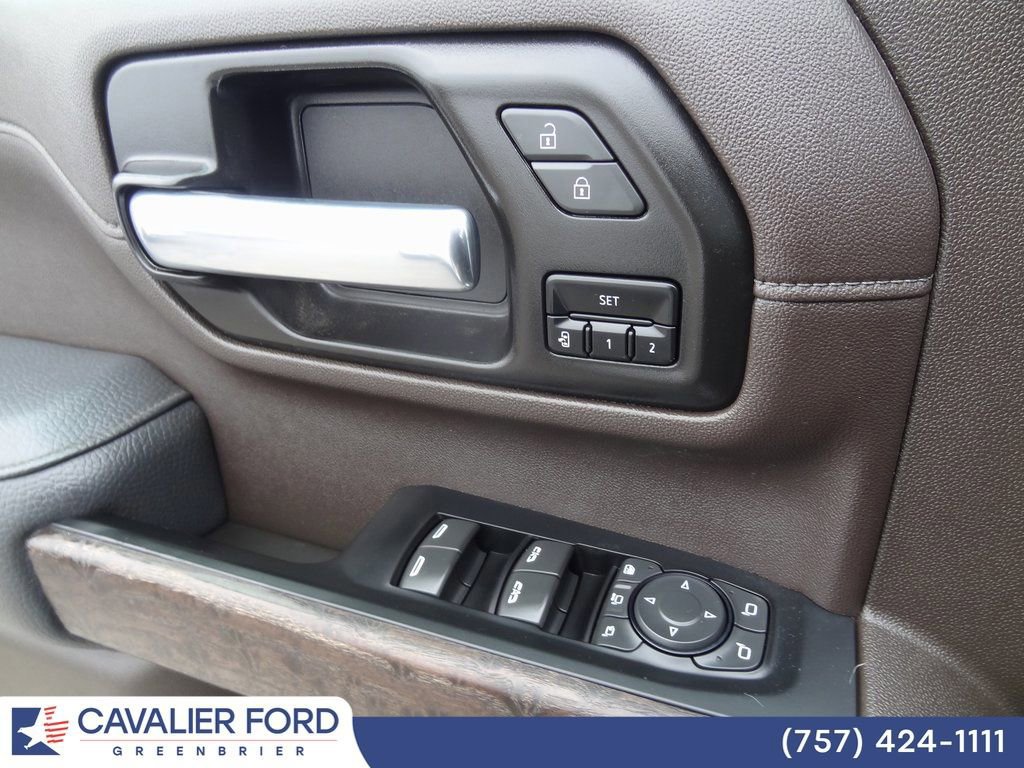 Used 2023 GMC Sierra 3500 Denali image 23