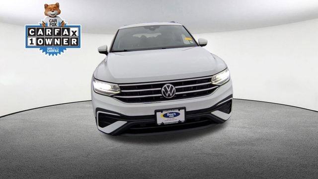 Used 2022 Volkswagen Tiguan SE image 3