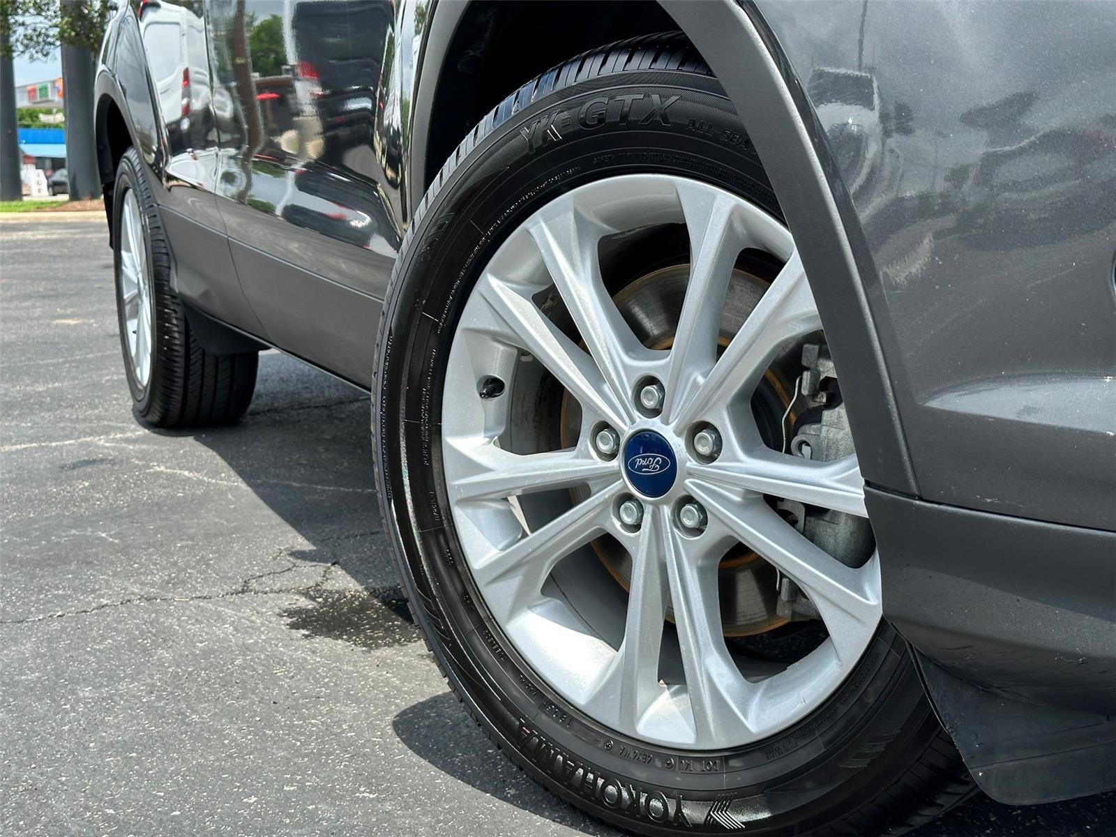Certified 2019 Ford Escape SEL AWD/4WD image 6
