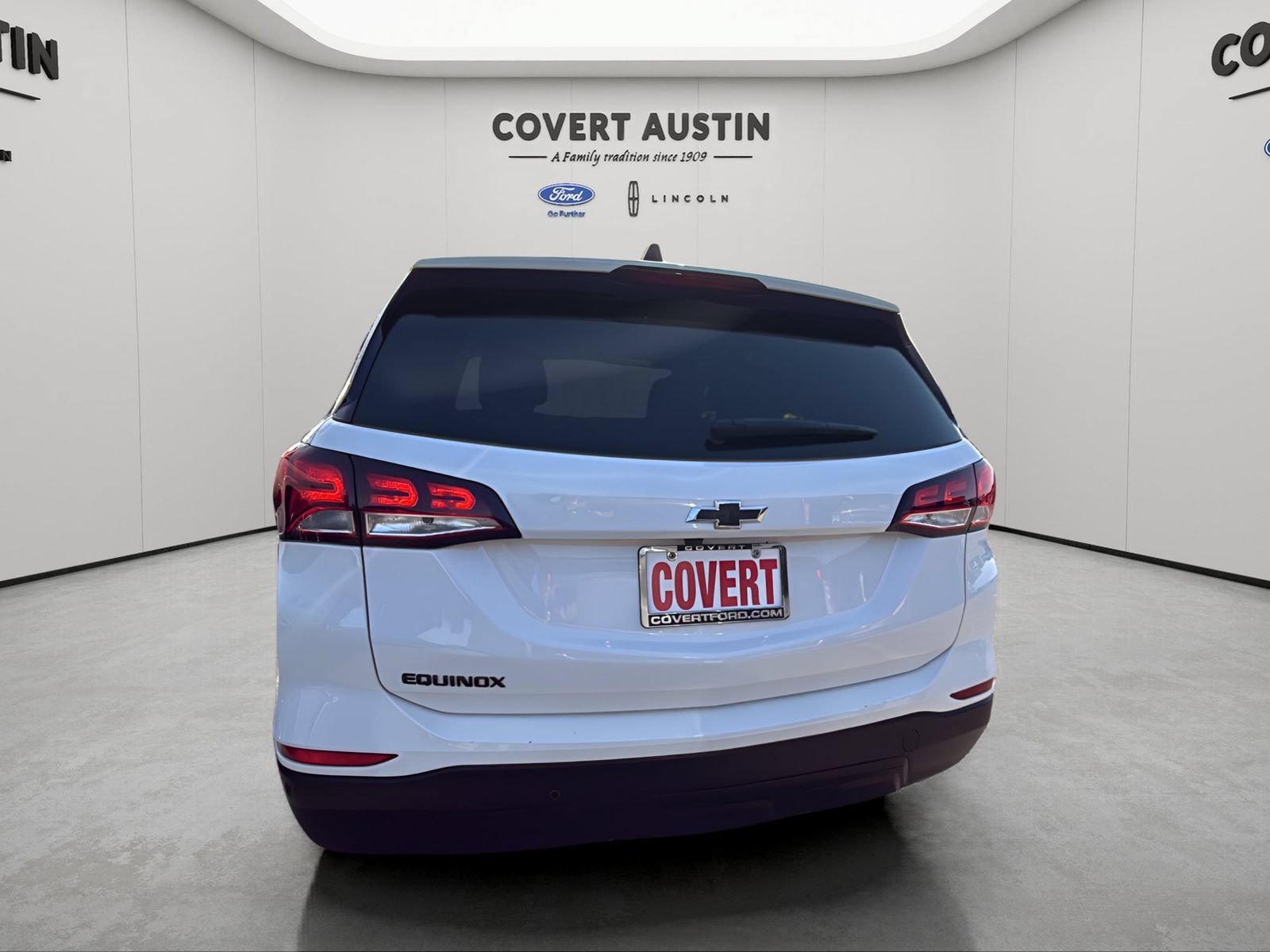 Used 2024 Chevrolet Equinox LS w/ LS Convenience Package FWD image 5
