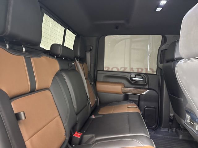 Used 2022 Chevrolet Silverado 3500 High Country image 18
