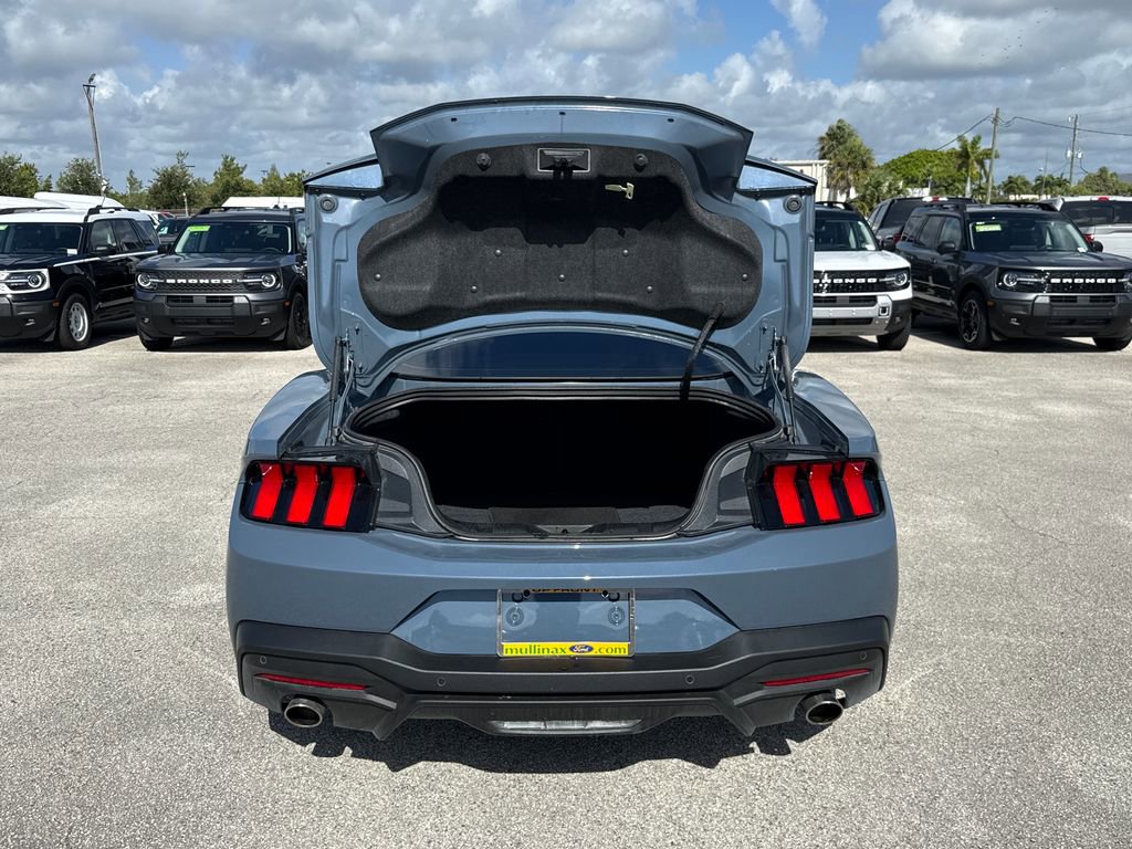 Certified 2025 Ford Mustang GT RWD image 26