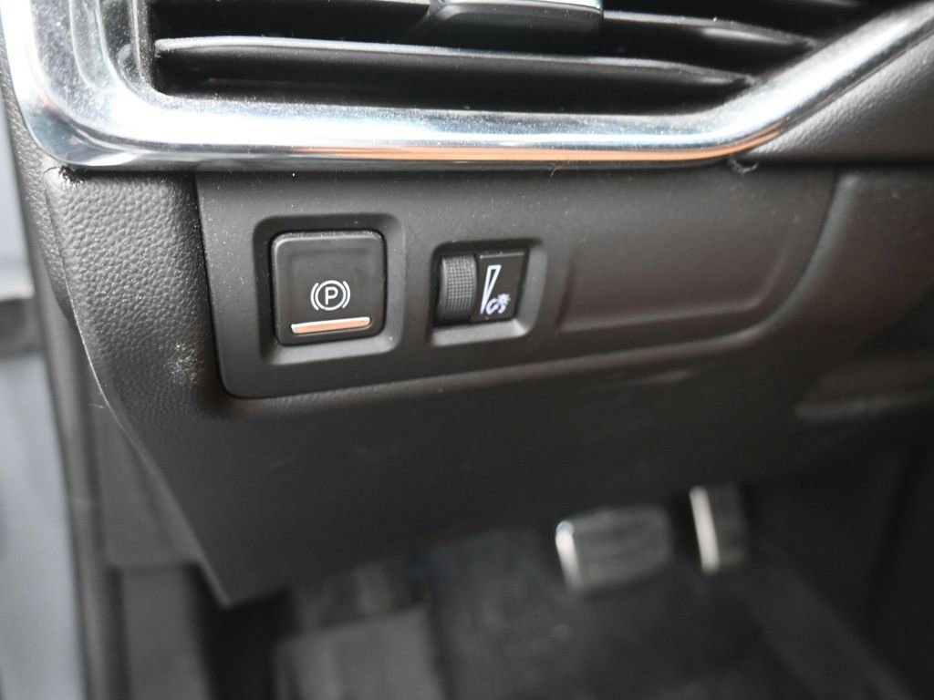 Used 2023 Cadillac XT4 Sport image 19