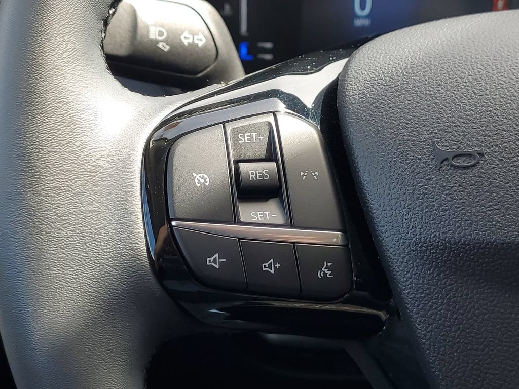 Certified 2023 Ford Escape Active AWD/4WD image 25
