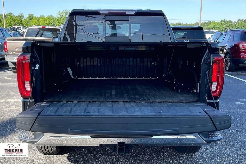 Used 2020 GMC Sierra 1500 SLT RWD image 17