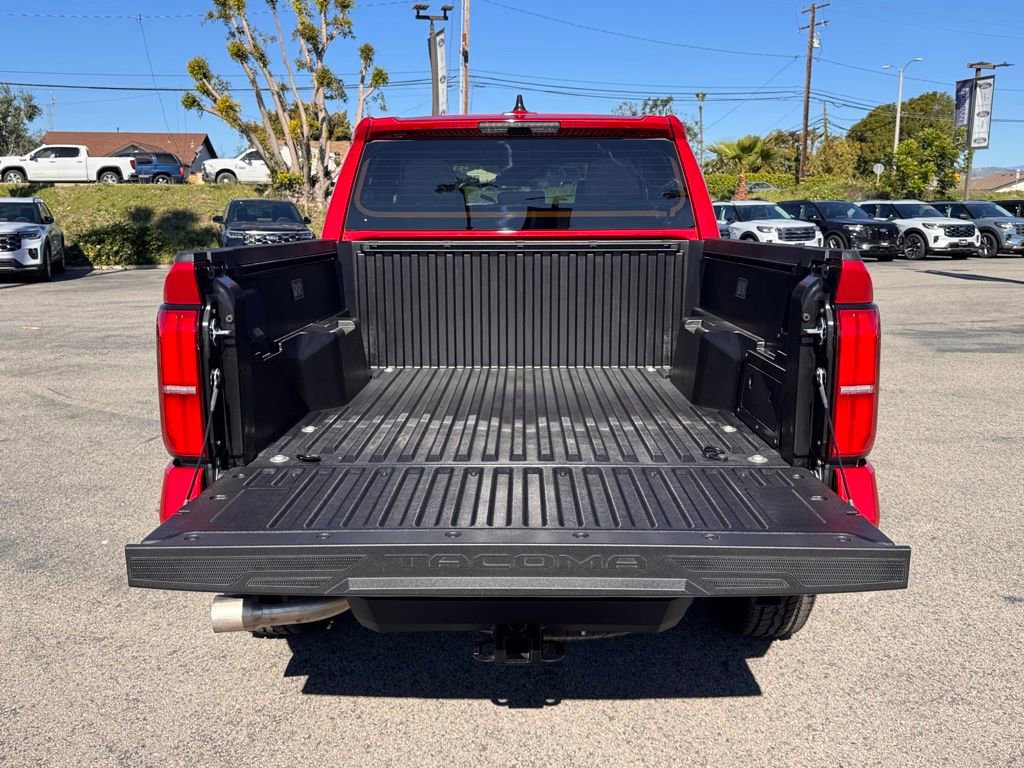 Used 2025 Toyota Tacoma 4x4 Double Cab Hybrid image 13