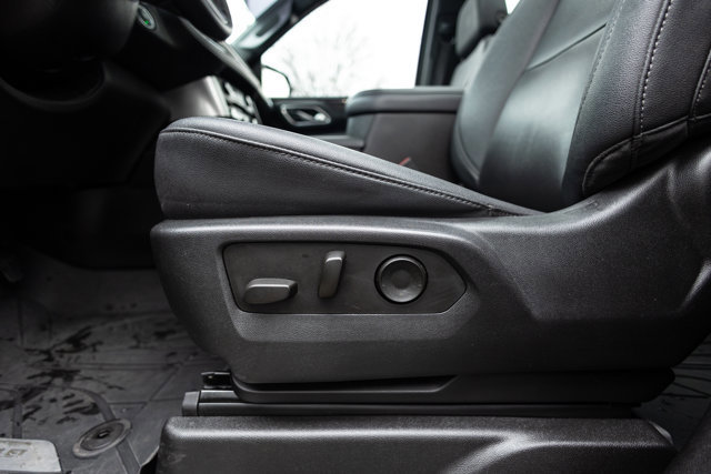 Used 2023 Chevrolet Tahoe LT w/ Luxury Package image 13