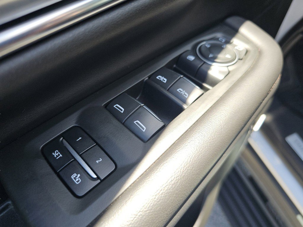 Used 2022 Chevrolet Tahoe High Country AWD/4WD image 33
