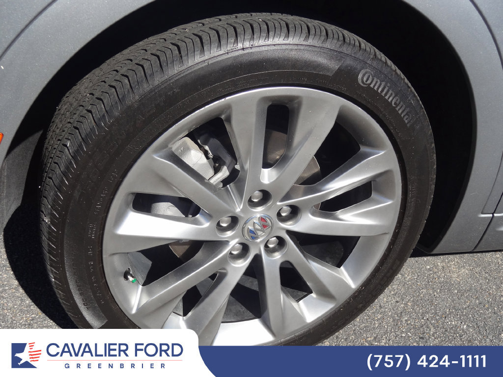 Used 2023 Buick Envision Avenir AWD/4WD image 9