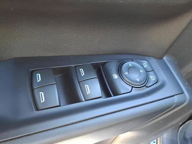 Used 2020 Chevrolet Silverado 1500 Custom w/ Custom Value Package image 16