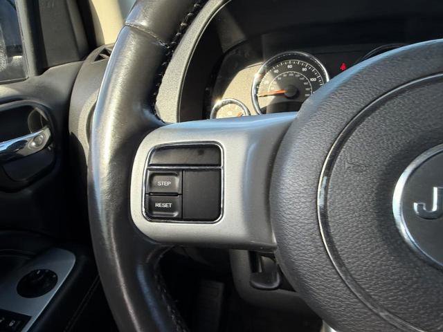 Used 2017 Jeep Compass High Altitude image 13