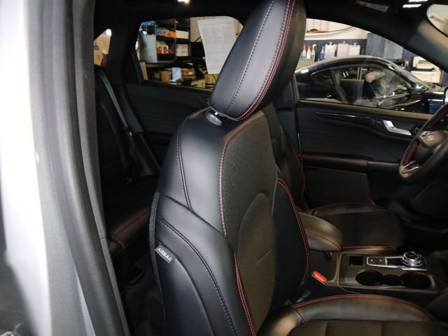 Certified 2023 Ford Escape ST-Line w/ Tech Pack #1 image 49