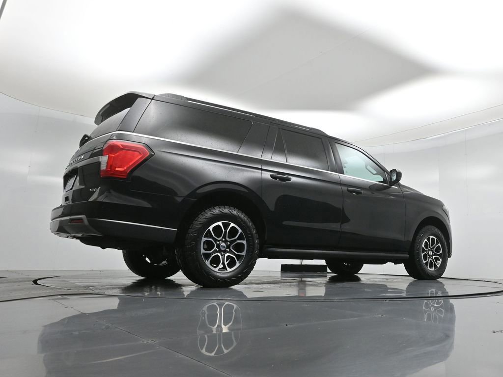Certified 2024 Ford Expedition Max XLT image 15