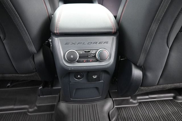 Certified 2025 Ford Explorer ST AWD/4WD image 22