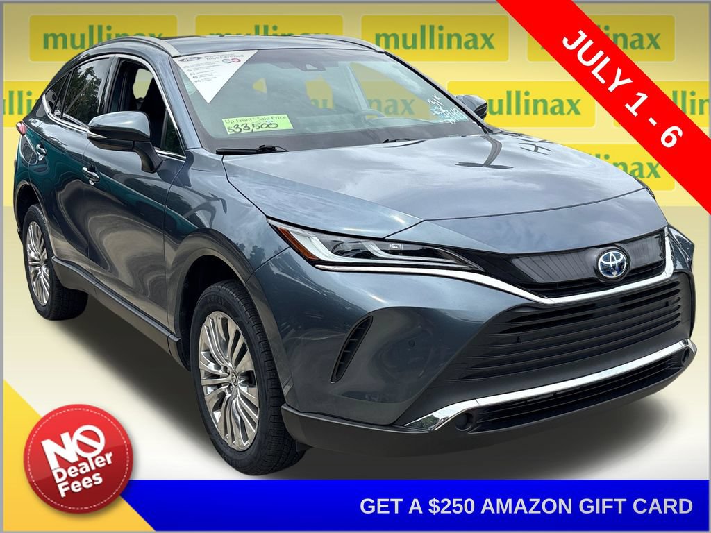 Used 2022 Toyota Venza XLE AWD/4WD image 1