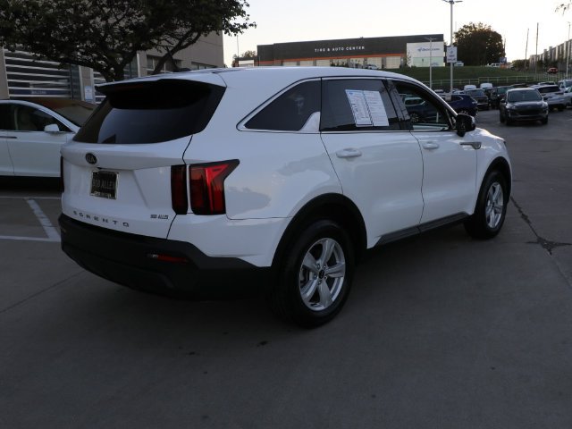 Used 2021 Kia Sorento LX FWD image 6