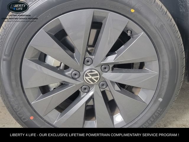 Used 2023 Volkswagen Taos S FWD image 11
