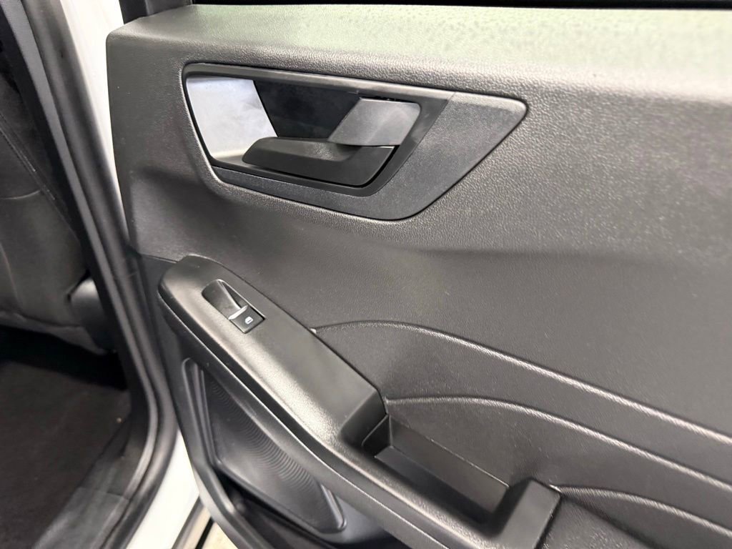 Certified 2025 Ford Escape Active AWD/4WD image 29