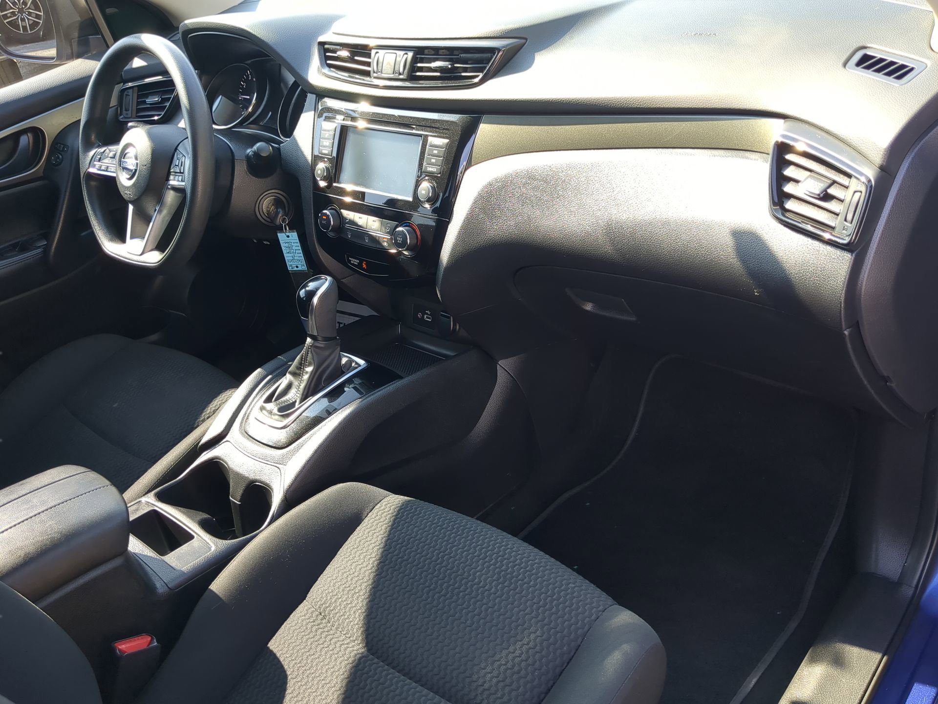 Used 2019 Nissan Rogue Sport S image 40