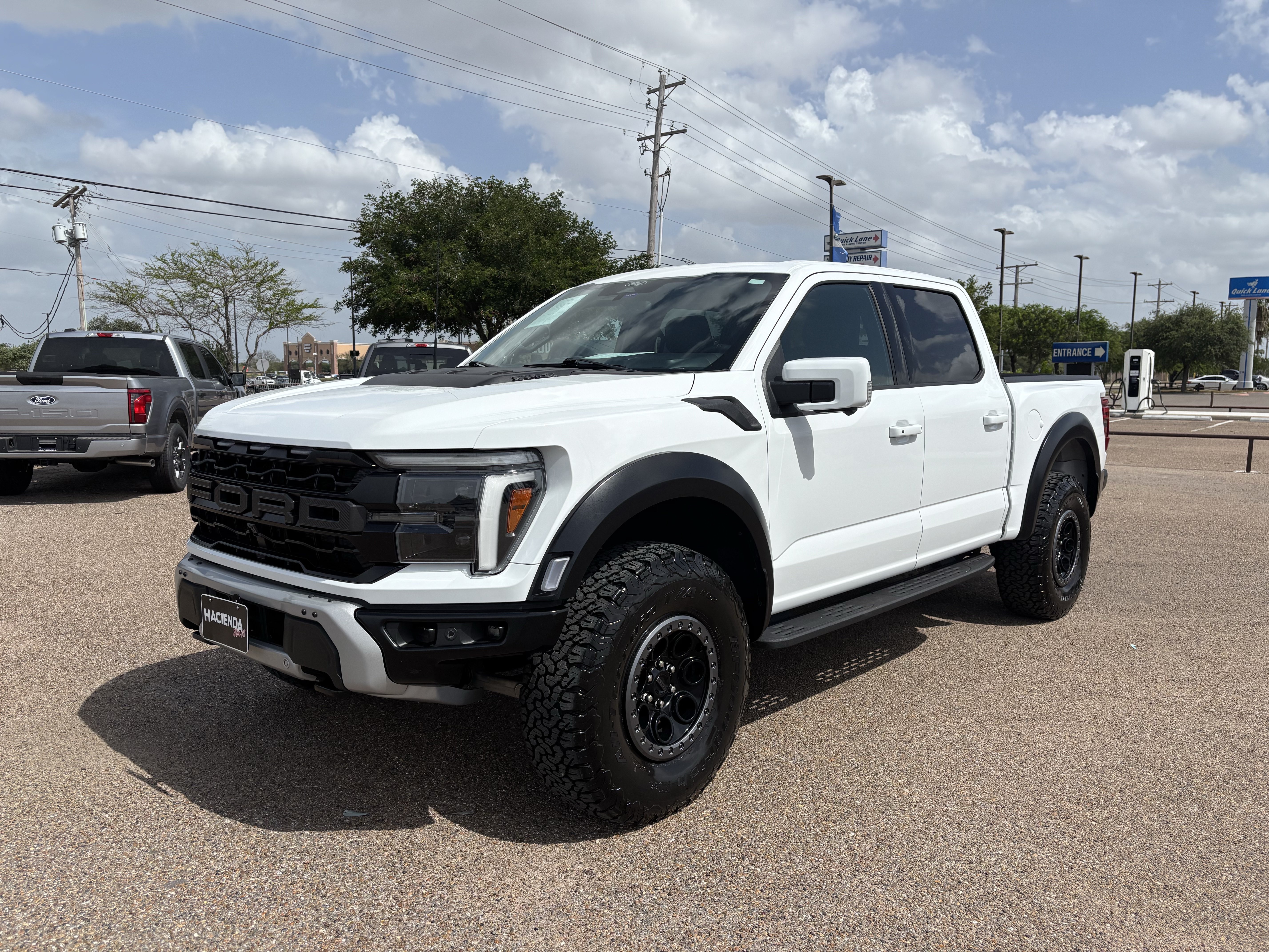Certified 2025 Ford F150 Raptor AWD/4WD video 1
