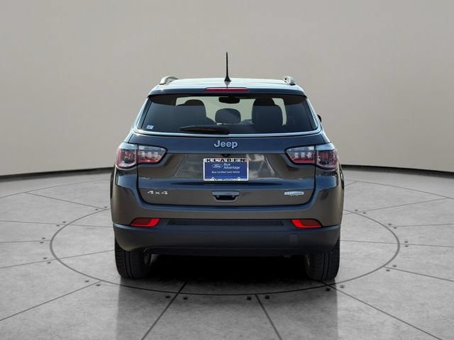 Used 2019 Jeep Compass Latitude w/ Cold Weather Group AWD/4WD image 9