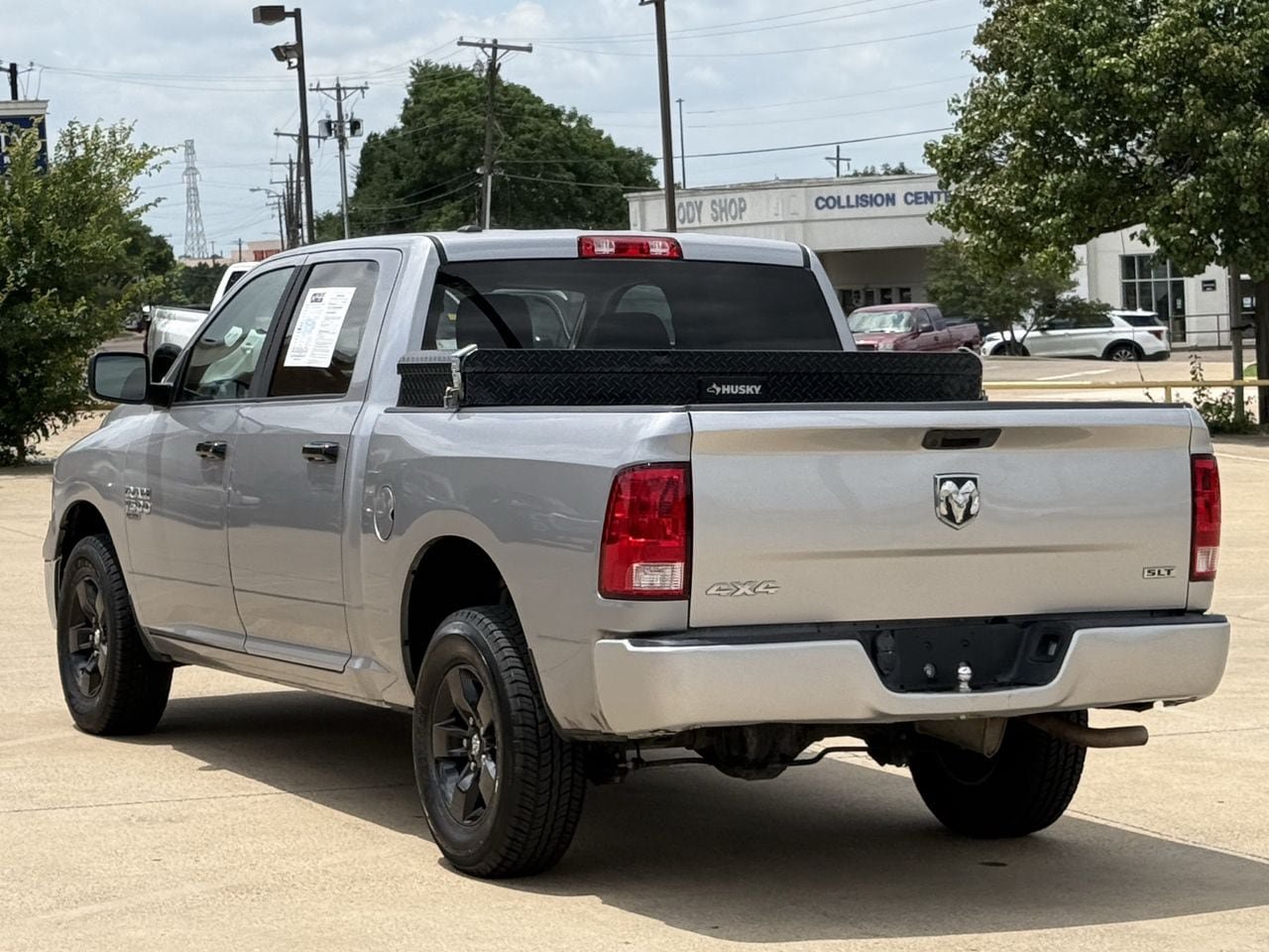 Used 2021 RAM 1500 Classic SLT AWD/4WD image 5