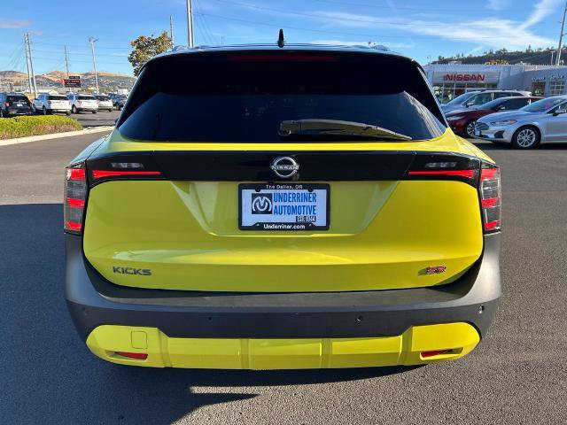 Used 2025 Nissan Kicks SR FWD image 7